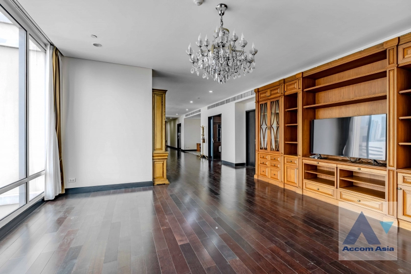 4  3 br Condominium For Rent in Ploenchit ,Bangkok BTS Chitlom at The Park Chidlom AA12548