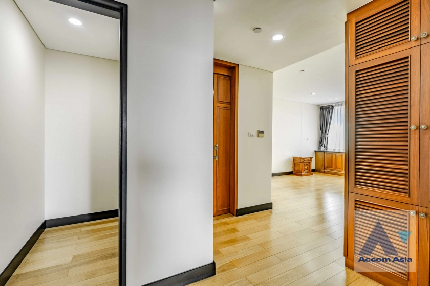 8  3 br Condominium For Rent in Ploenchit ,Bangkok BTS Chitlom at The Park Chidlom AA12548