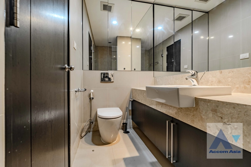 14  3 br Condominium For Rent in Ploenchit ,Bangkok BTS Chitlom at The Park Chidlom AA12548