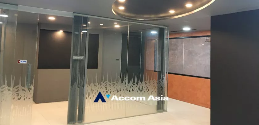 5  Office Space for rent and sale in Phaholyothin ,Bangkok BTS Phaya Thai - ARL Phayathai at Phayathai Plaza AA12552