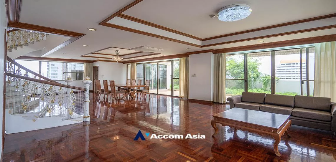 unitHuge Terrace, Duplex Condo, Penthouse, Pet friendly |  4 Bedrooms  Apartment For Rent in Sukhumvit, Bangkok  near BTS Phrom Phong (AA12625)