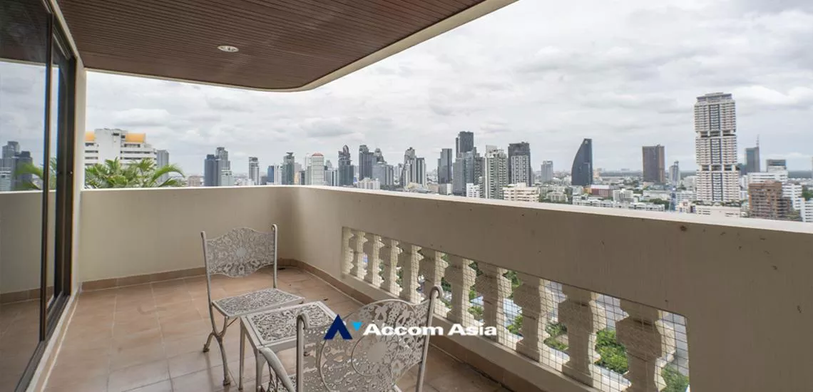7  4 br Apartment For Rent in Sukhumvit ,Bangkok BTS Phrom Phong at Pet friendly - High rise Apartment in Phrom Phong AA12625