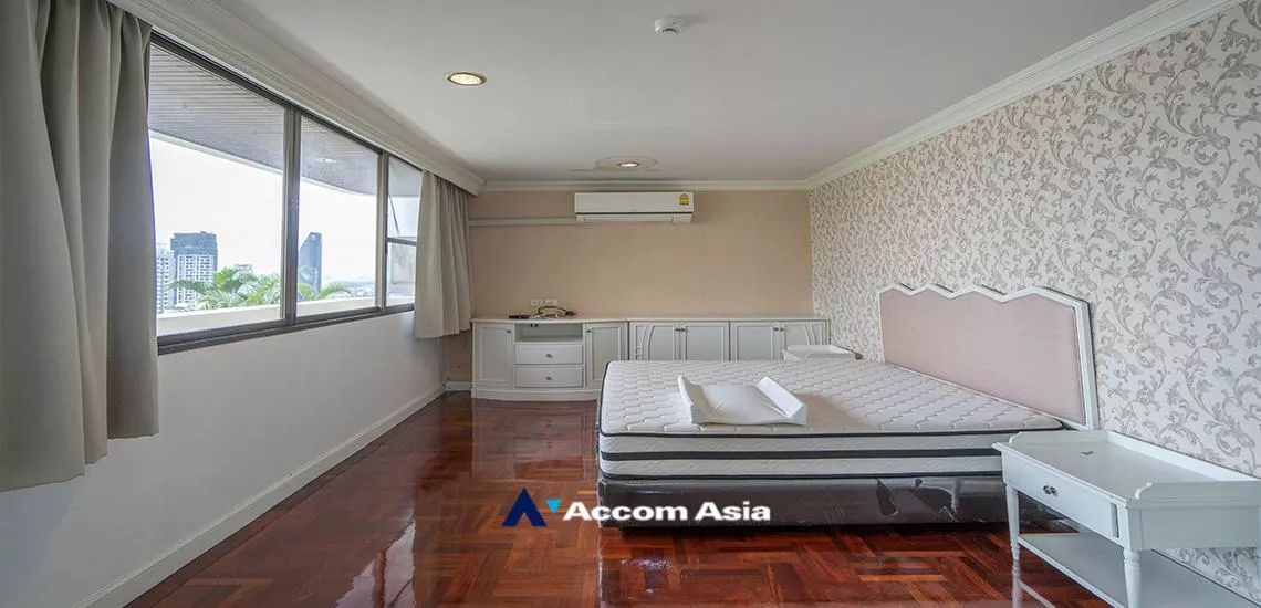20  4 br Apartment For Rent in Sukhumvit ,Bangkok BTS Phrom Phong at Pet friendly - High rise Apartment in Phrom Phong AA12625
