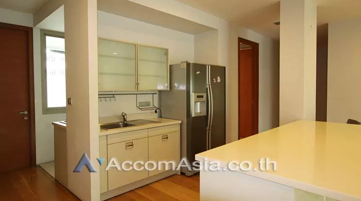 Pet friendly |  3 Bedrooms  Condominium For Rent in Sukhumvit, Bangkok  near BTS Phra khanong (AA12652)