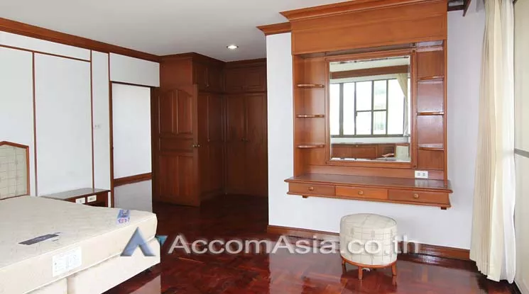6  3 br Apartment For Rent in Sukhumvit ,Bangkok BTS Phrom Phong at Pet friendly - High rise Apartment AA12660