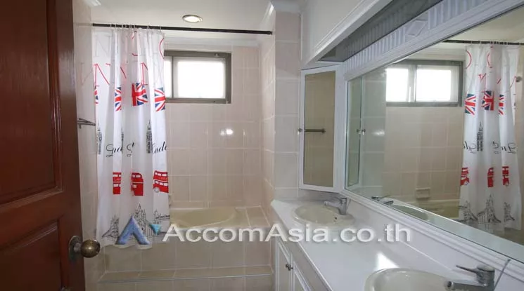 10  3 br Apartment For Rent in Sukhumvit ,Bangkok BTS Phrom Phong at Pet friendly - High rise Apartment AA12660