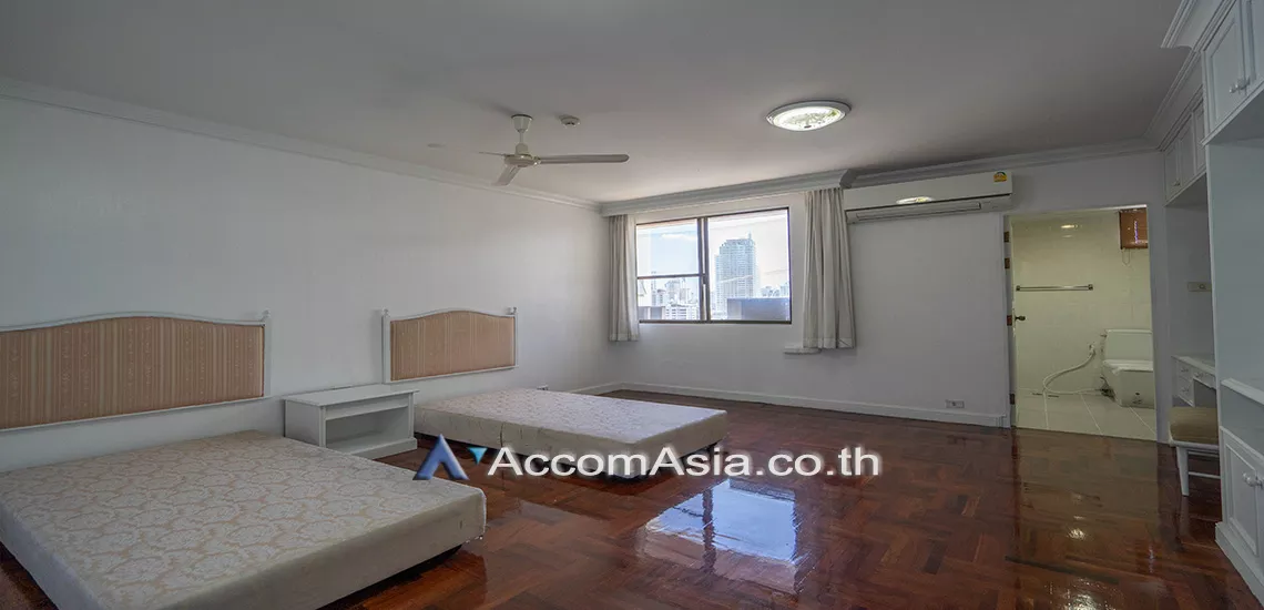 8  3 br Apartment For Rent in Sukhumvit ,Bangkok BTS Phrom Phong at Pet friendly - High rise Apartment AA12661