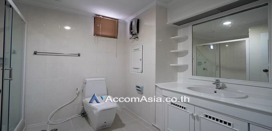 11  3 br Apartment For Rent in Sukhumvit ,Bangkok BTS Phrom Phong at Pet friendly - High rise Apartment AA12661