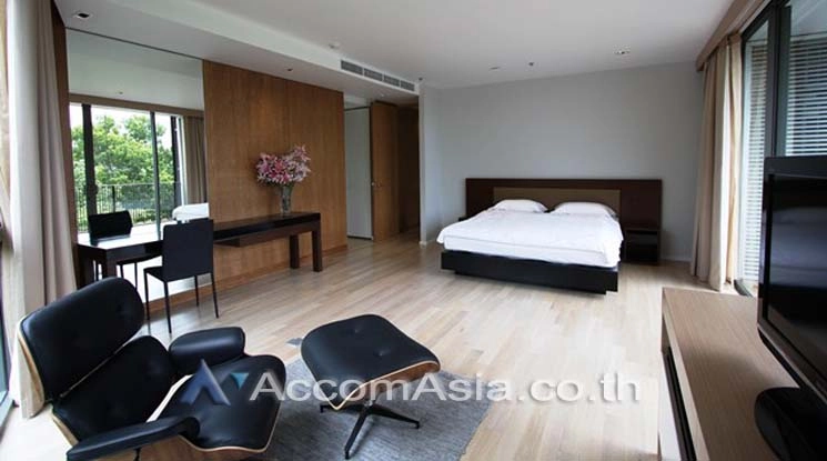 unit 3 Bedrooms  Apartment For Rent in Sukhumvit, Bangkok  near BTS Thong Lo (AA12664)