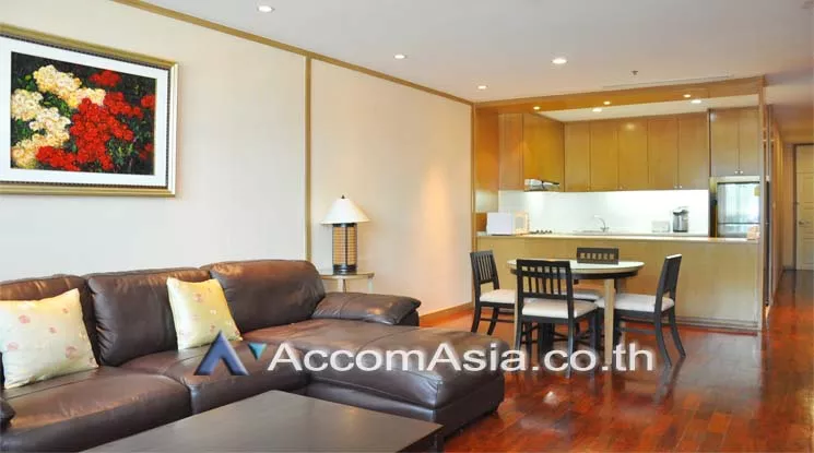  1 Bedroom  Condominium For Rent in Ploenchit, Bangkok  near BTS Chitlom (AA12666)