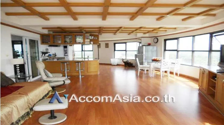  2  2 br Condominium For Sale in Pattaya ,Chon Buri  at SPECIAL CORNER UNIT - TOP FLOOR - SEA VIEWS AA12692