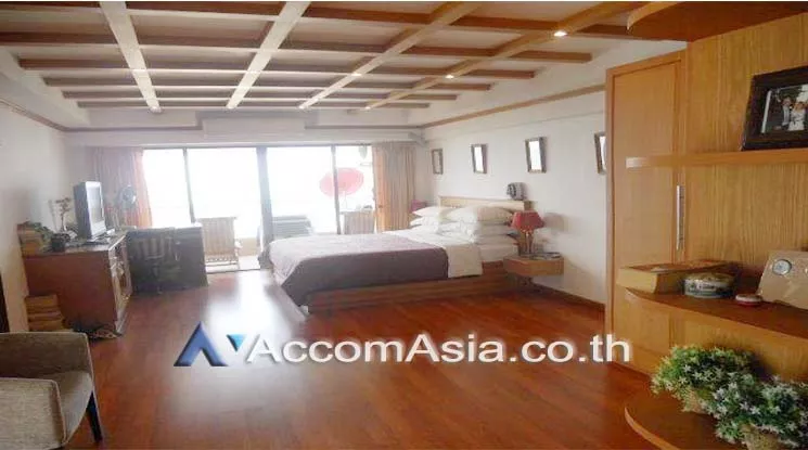 5  2 br Condominium For Sale in Pattaya ,Chon Buri  at SPECIAL CORNER UNIT - TOP FLOOR - SEA VIEWS AA12692
