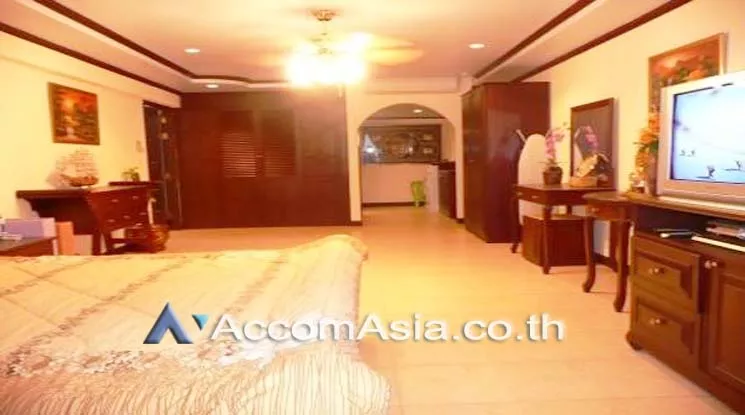 5  2 br Condominium For Sale in Pattaya ,Chon Buri  at SPECIAL CORNER UNIT - TOP FLOOR - SEA VIEWS AA12698
