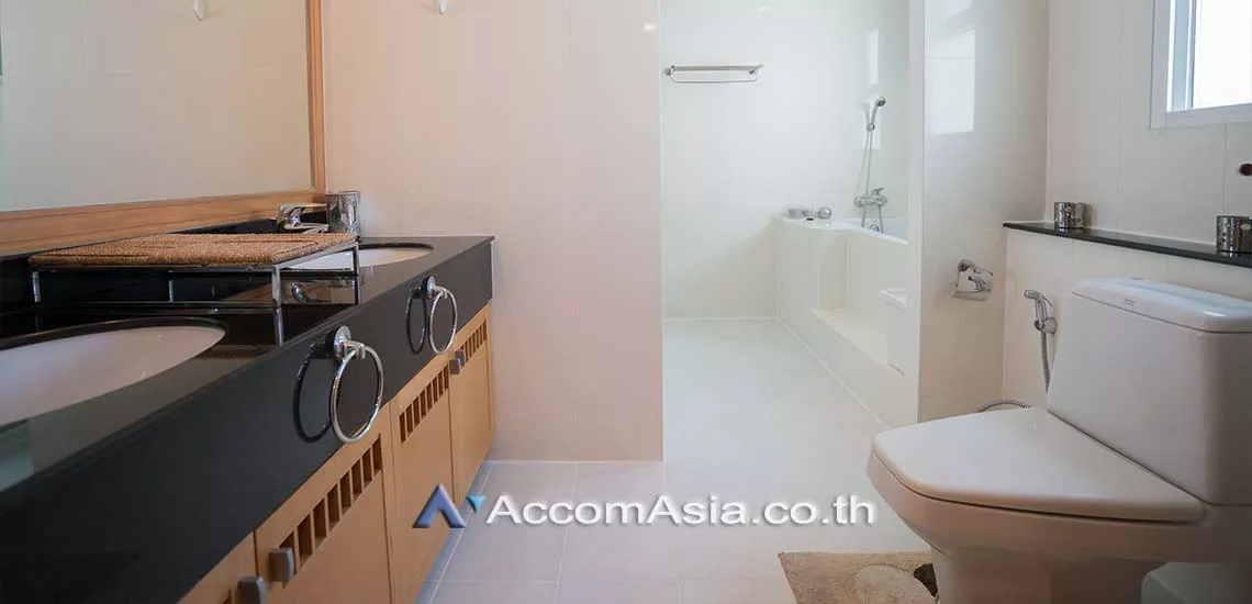 10  3 br Apartment For Rent in Sukhumvit ,Bangkok BTS Phrom Phong at High-quality facility AA12702