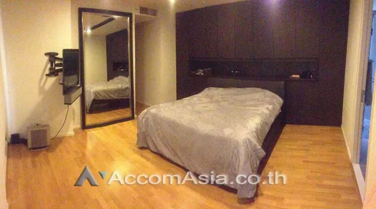 unit 2 Bedrooms  Condominium For Rent & Sale in Ploenchit, Bangkok  near BTS Ploenchit (AA12716)