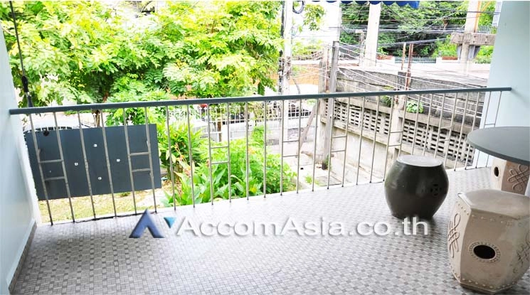 12  2 br House For Rent in Sukhumvit ,Bangkok BTS Thong Lo AA12740
