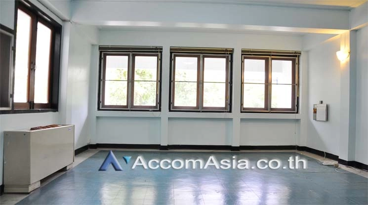 8  2 br House For Rent in Sukhumvit ,Bangkok BTS Thong Lo AA12740