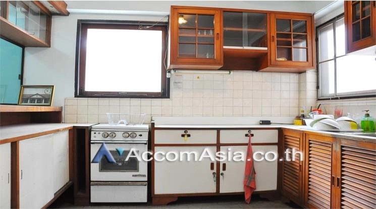 9  2 br House For Rent in Sukhumvit ,Bangkok BTS Thong Lo AA12740