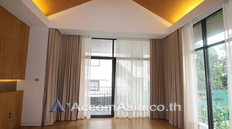9  4 br House For Rent in Sukhumvit ,Bangkok BTS Phrom Phong at House with Private Pool AA12757