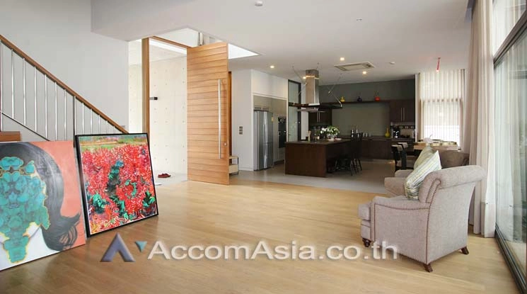 10  4 br House For Rent in Sukhumvit ,Bangkok BTS Phrom Phong at House with Private Pool AA12758