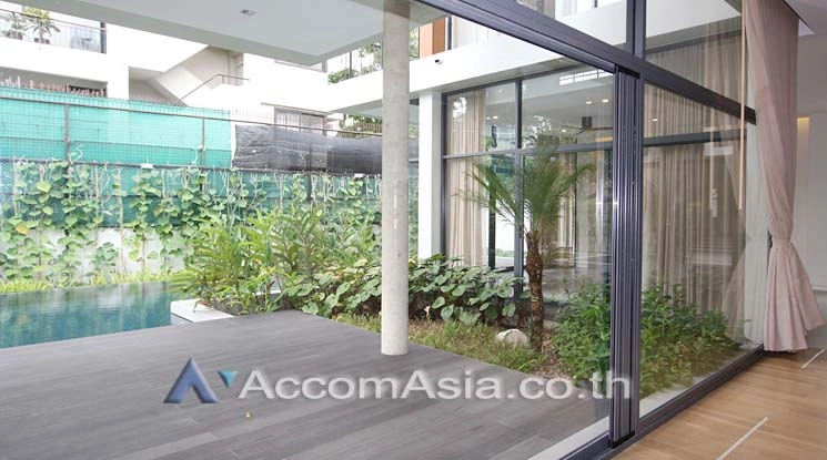  1  4 br House for rent and sale in Sukhumvit ,Bangkok BTS Phrom Phong at House with Private Pool AA12759