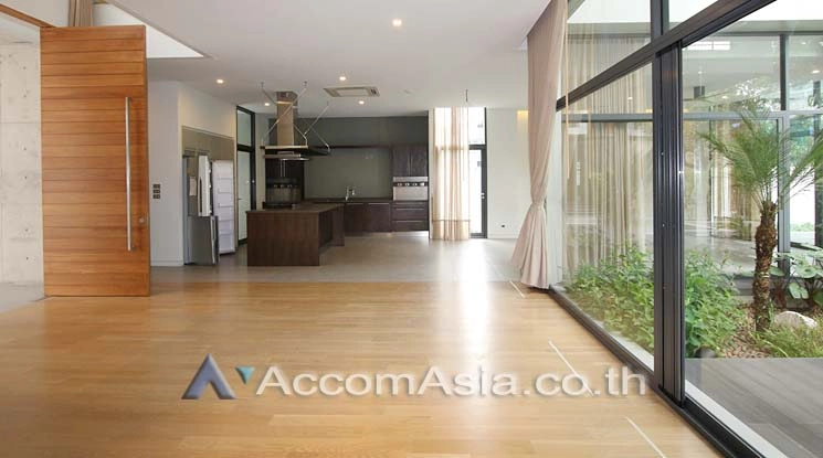  1  4 br House For Rent in Sukhumvit ,Bangkok BTS Phrom Phong at House with Private Pool AA12760