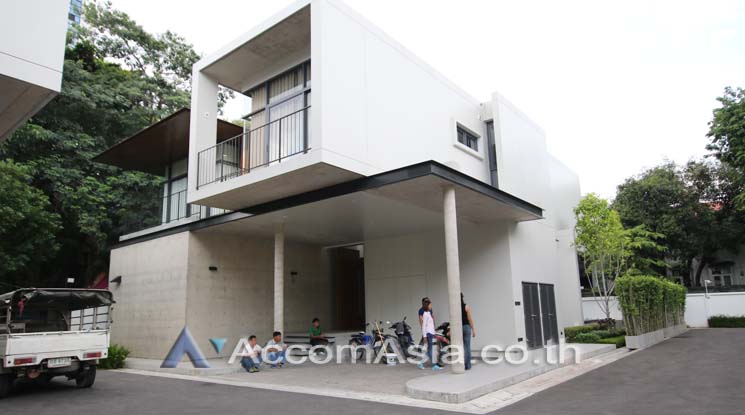 10  4 br House For Rent in Sukhumvit ,Bangkok BTS Phrom Phong at House with Private Pool AA12760