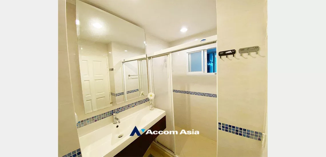 6  1 br Condominium For Rent in Sukhumvit ,Bangkok BTS Phra khanong at Life at Sukhumvit 65 AA12807