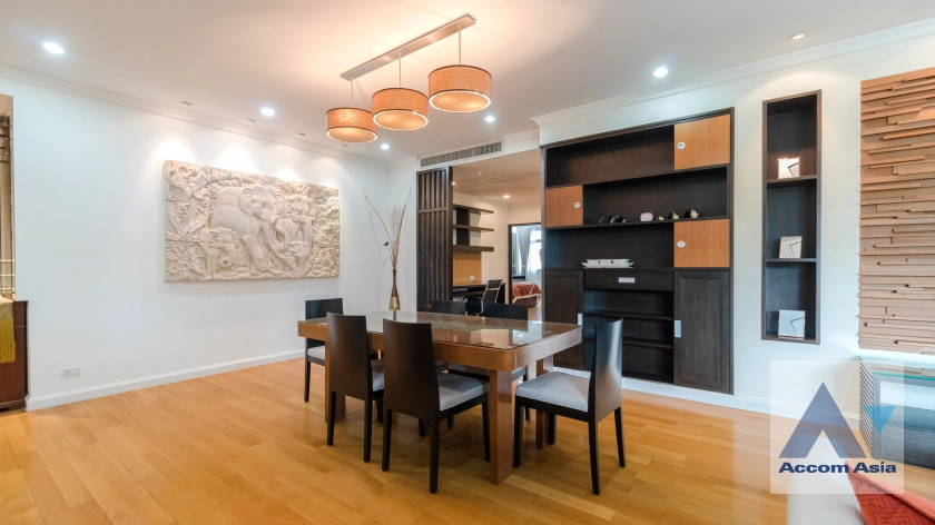 unit 3 Bedrooms  Condominium For Rent & Sale in Sukhumvit, Bangkok  near BTS Phrom Phong (AA12810)