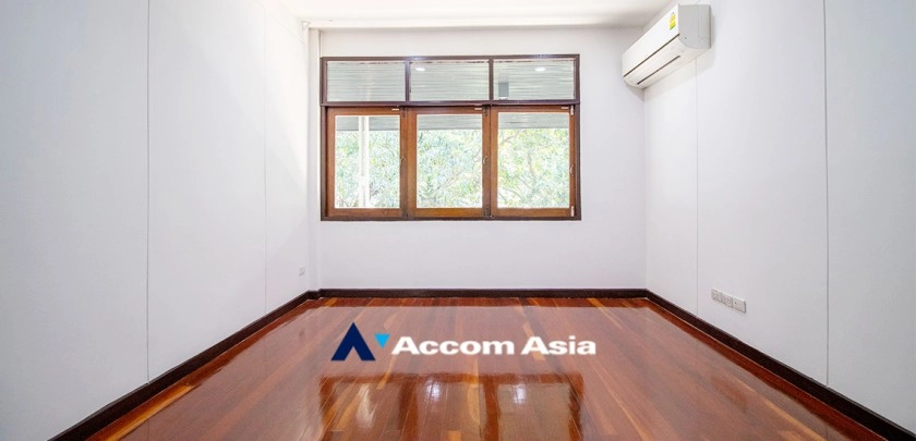 40  3 br House For Rent in Sukhumvit ,Bangkok BTS Asok - MRT Sukhumvit at House in Compound 4001701