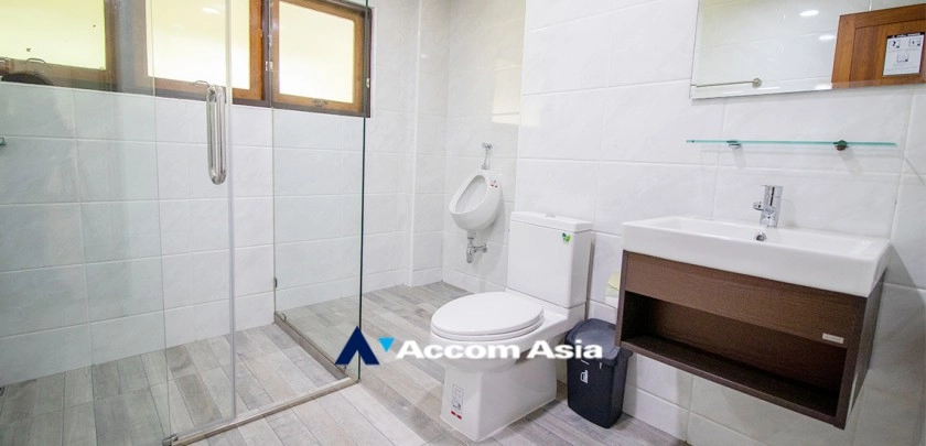 44  3 br House For Rent in Sukhumvit ,Bangkok BTS Asok - MRT Sukhumvit at House in Compound 4001701