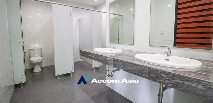 60  3 br House For Rent in Sukhumvit ,Bangkok BTS Asok - MRT Sukhumvit at House in Compound 4001701