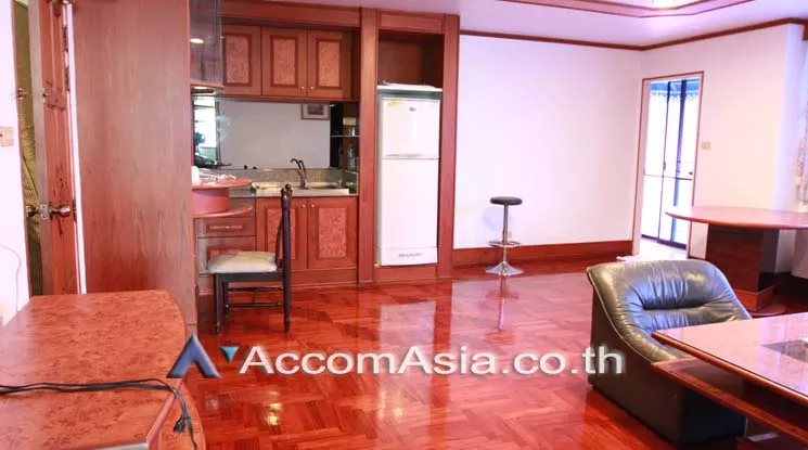  2 Bedrooms  Apartment For Rent in Sathorn, Bangkok  near BTS Surasak (AA12818)