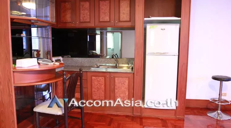  2 Bedrooms  Apartment For Rent in Sathorn, Bangkok  near BTS Surasak (AA12818)
