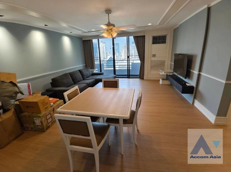 unitPet friendly |  2 Bedrooms  Apartment For Rent & Sale in Sathorn, Bangkok  near BTS Surasak (AA12818)