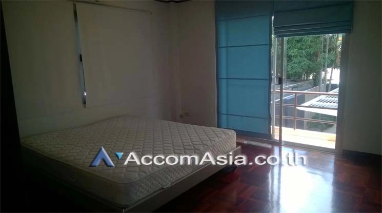 unitHome Office |  4 Bedrooms  House For Rent in Ploenchit, Bangkok  near BTS Ploenchit (AA12834)