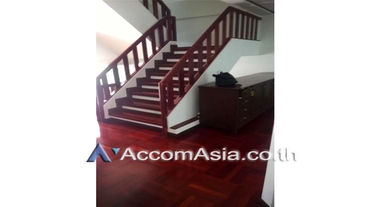 4  4 br House For Rent in Ploenchit ,Bangkok BTS Ploenchit AA12834