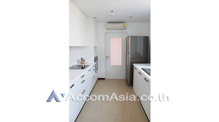 unit 2 Bedrooms  Apartment For Rent & Sale in Sukhumvit, Bangkok  near BTS Phrom Phong (AA12835)