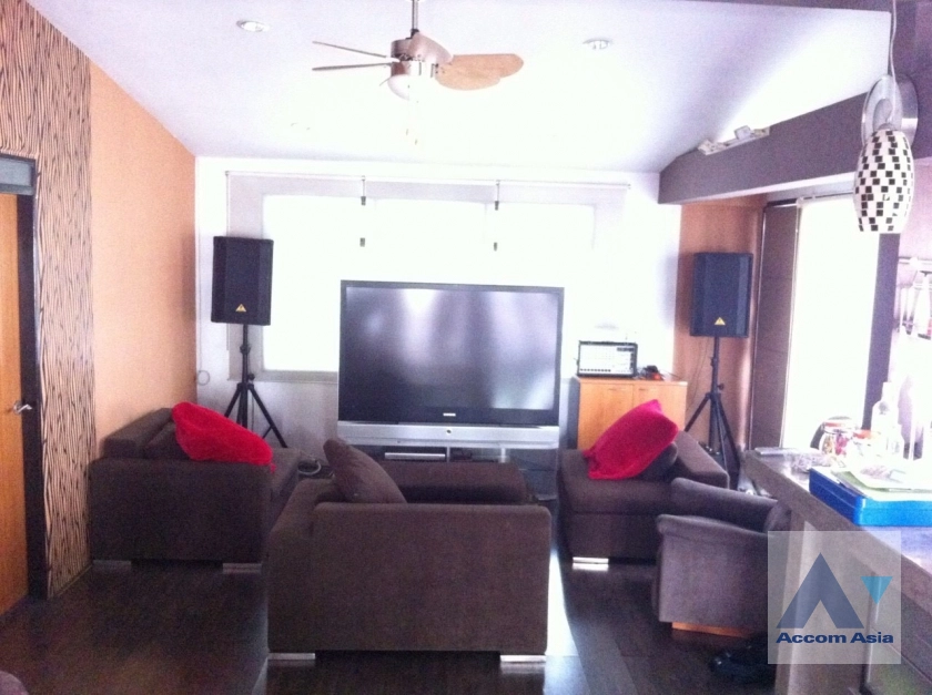 7  5 br House for rent and sale in Ratchadaphisek ,Bangkok  AA12876