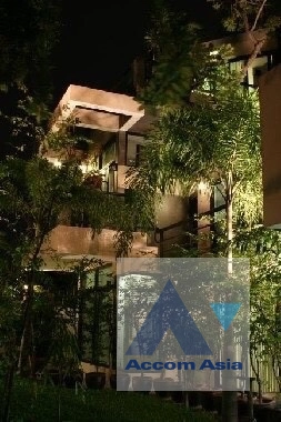 4  5 br House for rent and sale in Ratchadaphisek ,Bangkok  AA12876