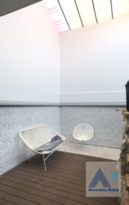 10  5 br House for rent and sale in Ratchadaphisek ,Bangkok  AA12876