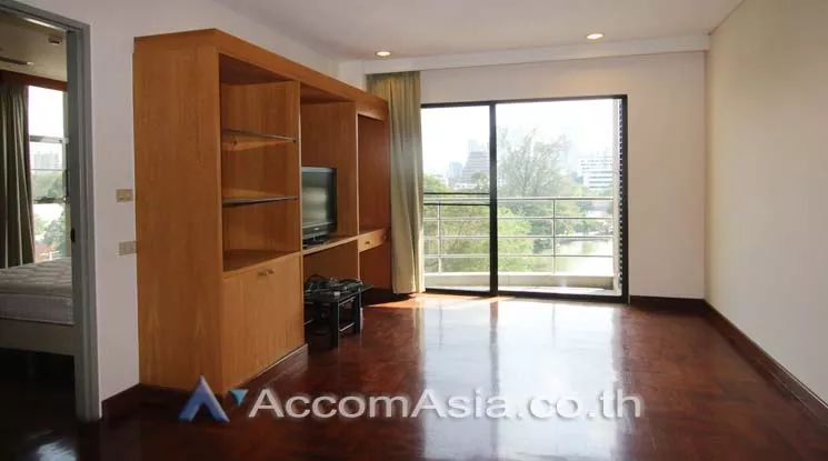 unit 1 Bedroom  Condominium For Rent in Ploenchit, Bangkok  near BTS Ratchadamri (AA12902)