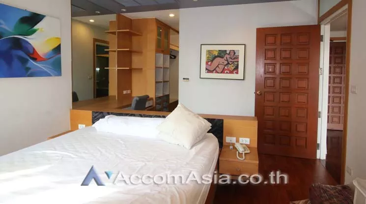 5  1 br Condominium For Rent in Ploenchit ,Bangkok BTS Ratchadamri at Baan Somthavil Ratchadamri AA12903