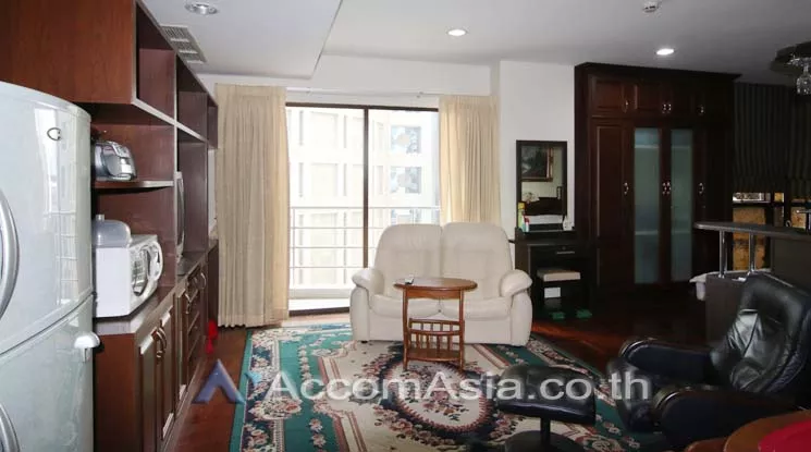 unit Studio  Condominium For Rent in Ploenchit, Bangkok  near BTS Ratchadamri (AA12904)