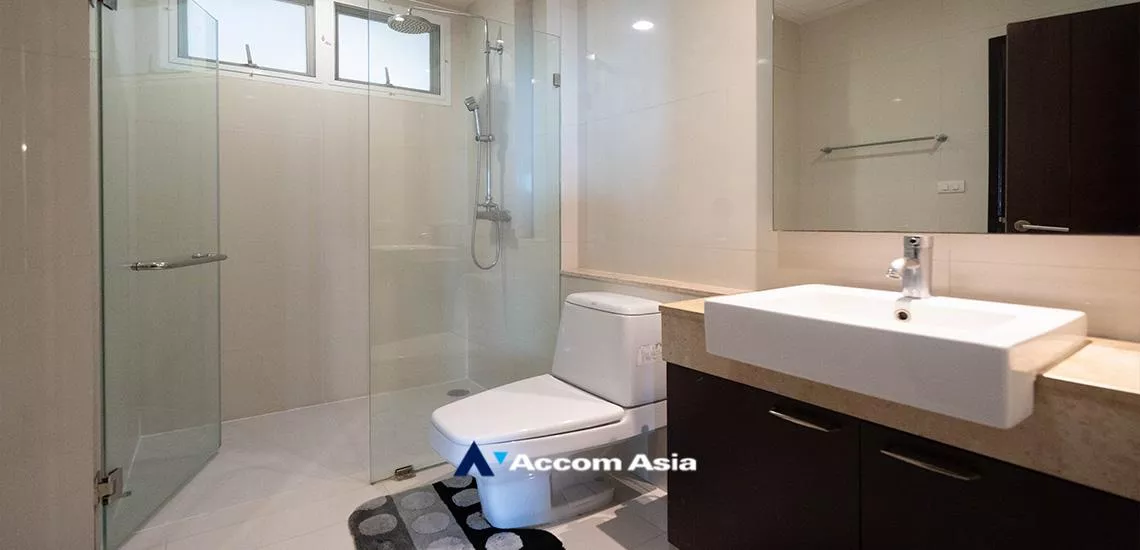8  2 br Apartment For Rent in Sukhumvit ,Bangkok BTS Phrom Phong at Fully Furnished Suites AA12912