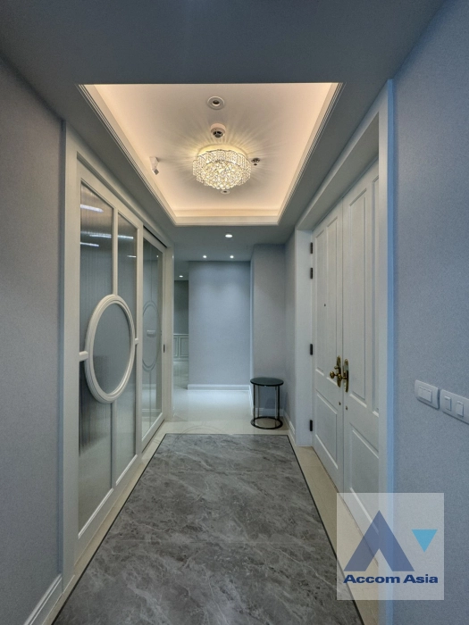 10  3 br Condominium For Rent in Ploenchit ,Bangkok BTS Ploenchit at Athenee Residence AA12939