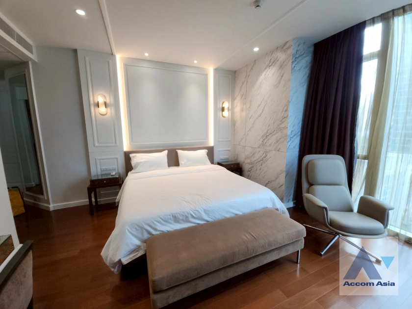 14  3 br Condominium For Rent in Ploenchit ,Bangkok BTS Ploenchit at Athenee Residence AA12939