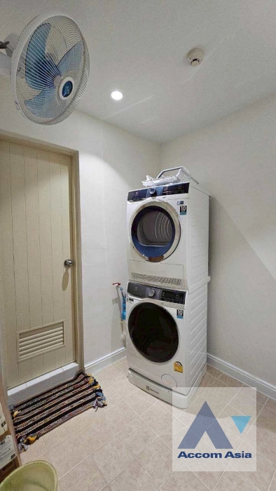 29  3 br Condominium For Rent in Ploenchit ,Bangkok BTS Ploenchit at Athenee Residence AA12939