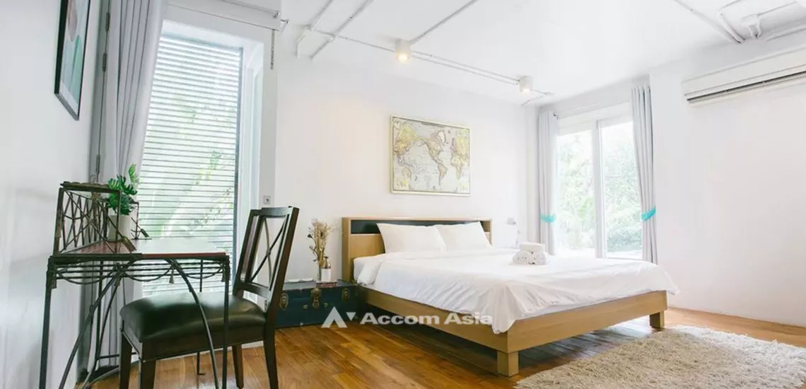 4  1 br Condominium For Sale in Phaholyothin ,Bangkok BTS Ari at The Fah Aree AA12952