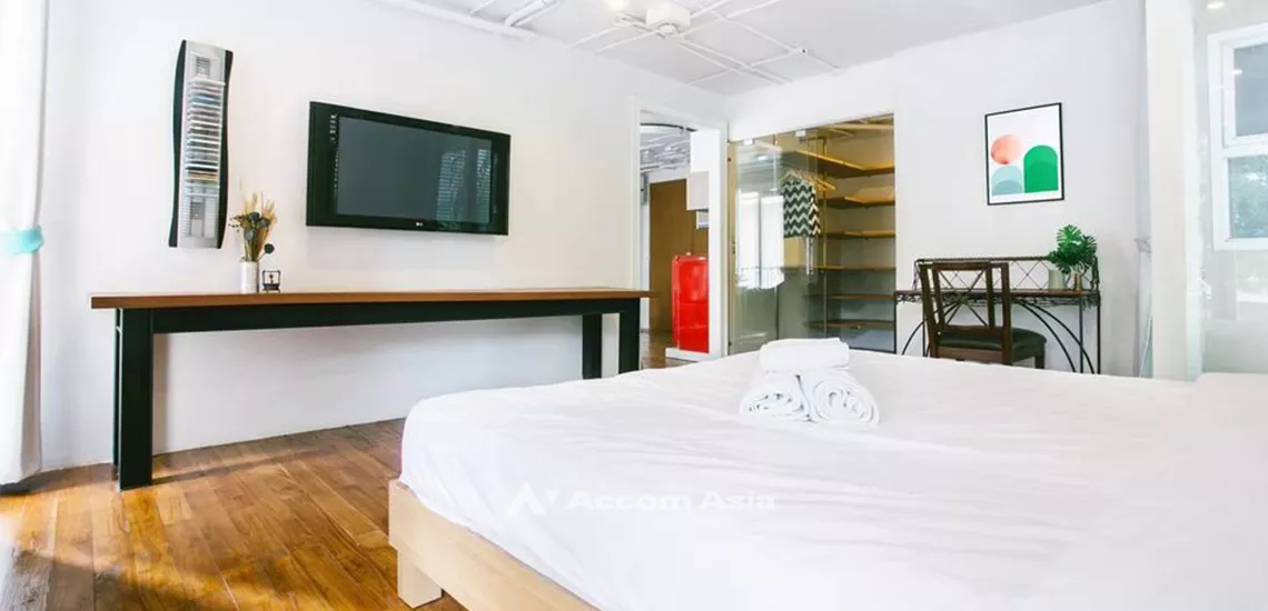 5  1 br Condominium For Sale in Phaholyothin ,Bangkok BTS Ari at The Fah Aree AA12952